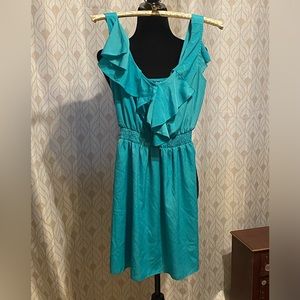 Dress Like New size Medium fits little smaller!(#943)